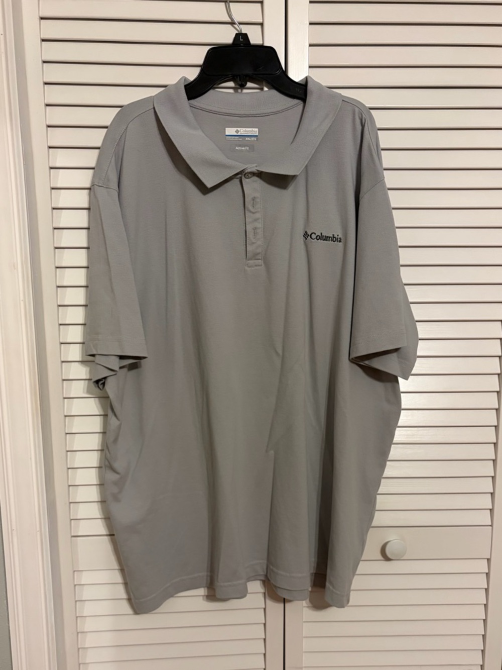 Columbia Men's Light Gray Polo Shirt